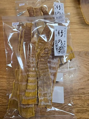 五六市の試食準備3